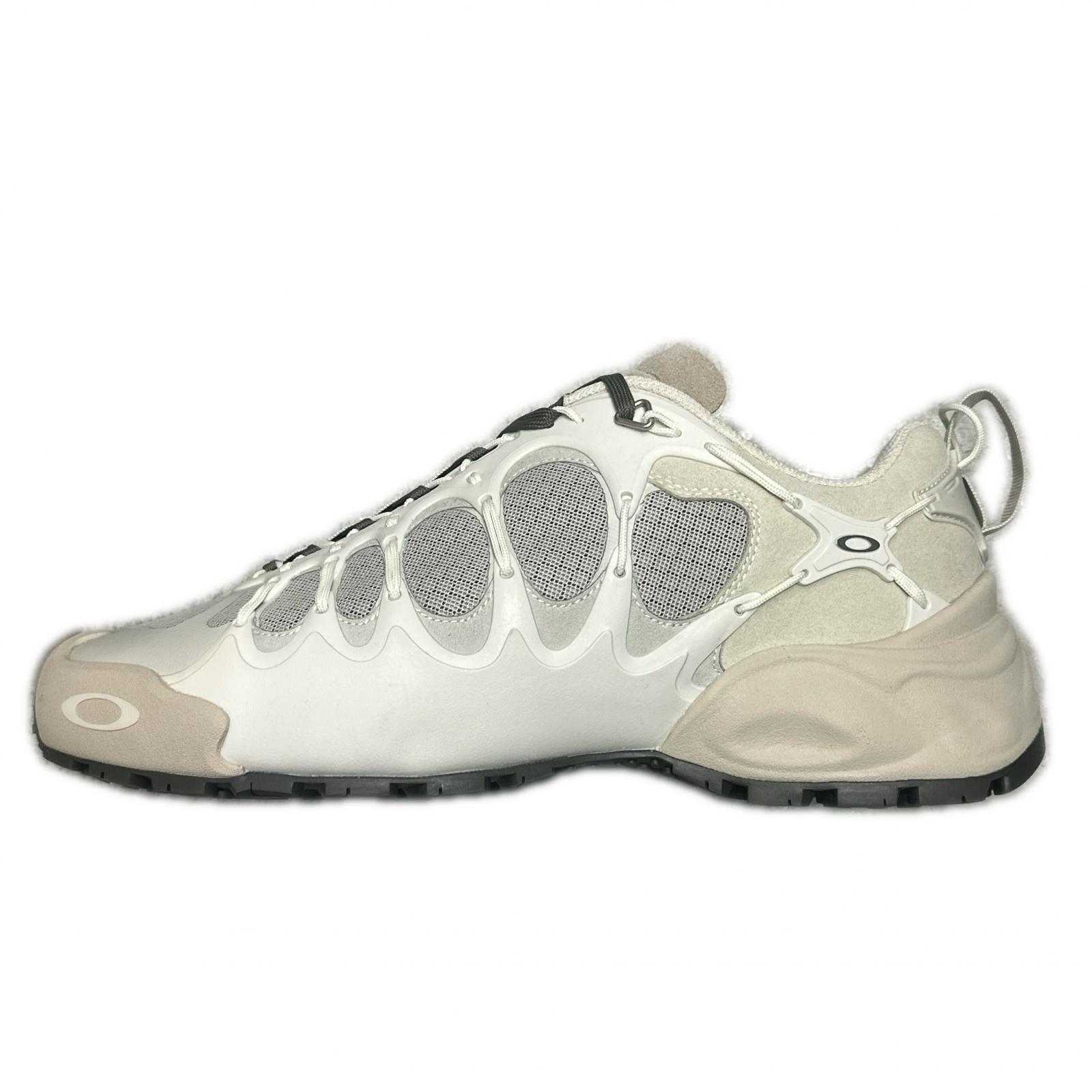 未使用 OAKLEY・オークリー × COMME des GARCONS JUNYA WATANABE MAN・コムデギャルソンジュンヤワタナベマン WーNAME SNEAKER 状態SS ローカットスニーカー WPーK192ー100 サイズ10 28cm ホワイト メンズ （6719M）【中古】
