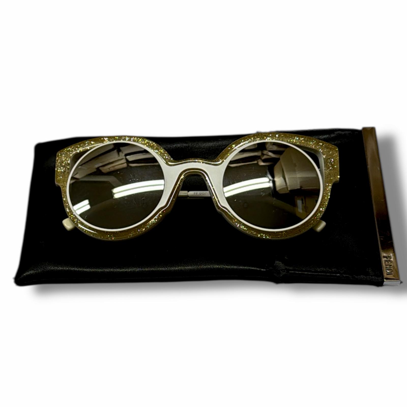 FENDI・フェンディ サングラス 状態B サングラス FF0137 ホワイト レディース （5672M）【中古】