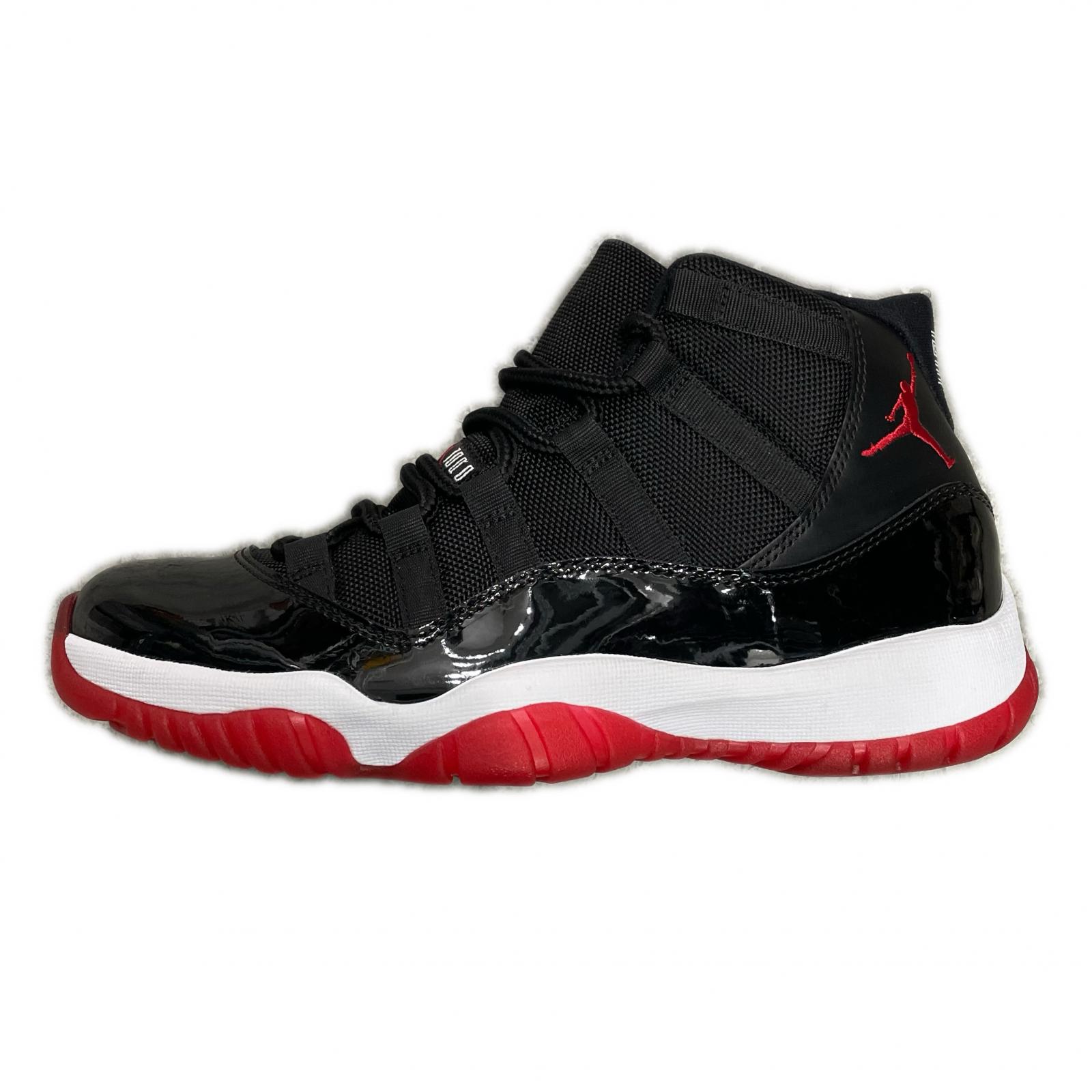 NIKE・ナイキ ジョーダン11 プレーオフ 2012  Air Jordan 11 Retro Playoffs 物質の状態 スニーカー 378037-010 黒いこと メンズ （9631M）【中古】