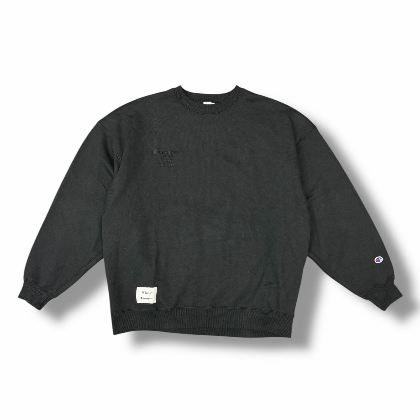 WTAPS・ダブルタップス  × Champion・はやりっ児 クルーネックスウェットシャツ 物質の状態A 調教師 C8-Z018 大きさL 黒いこと メンズ （10932M）【中古】