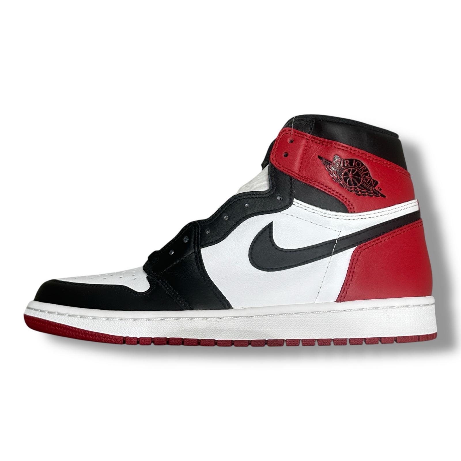 未使用 NIKE・ナイキ 2016年 AIR JORDAN 1 RETRO HIGH OG WHITE/BLACK-VARSITY RED 状態SS バーシティ レッド 555088-125 サイズ43 27.5cm レッド メンズ （11177M）【中古】