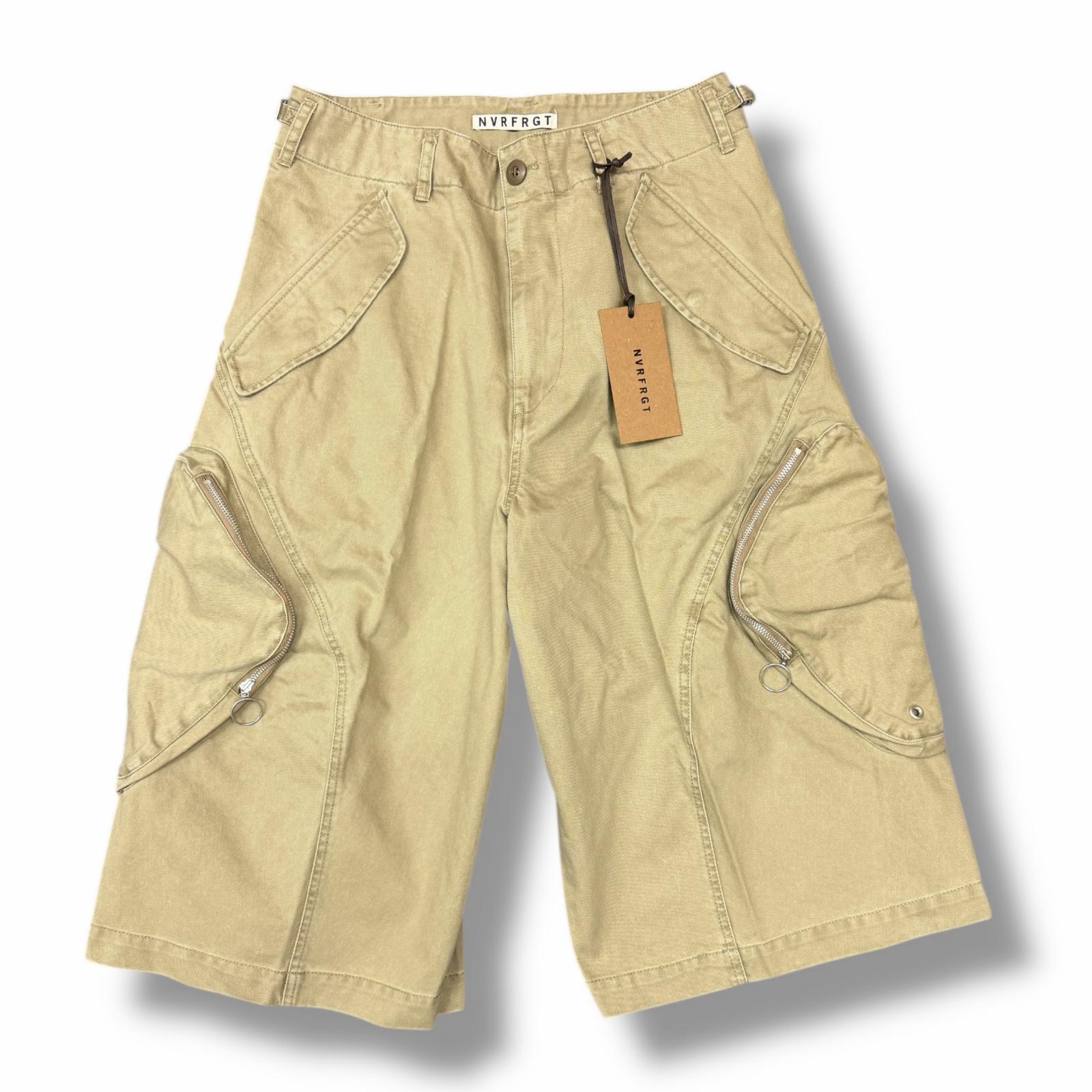 未当て嵌める NVRFRGT・ネヴァーフォーゲット 25SS 3D TWISTED CARGO SHORTS 物質の状態SS ツイストカーゴショーツ 二分の一ズボン下 NF251P041 大きさ2 TAN メンズ （12607M）【中古】