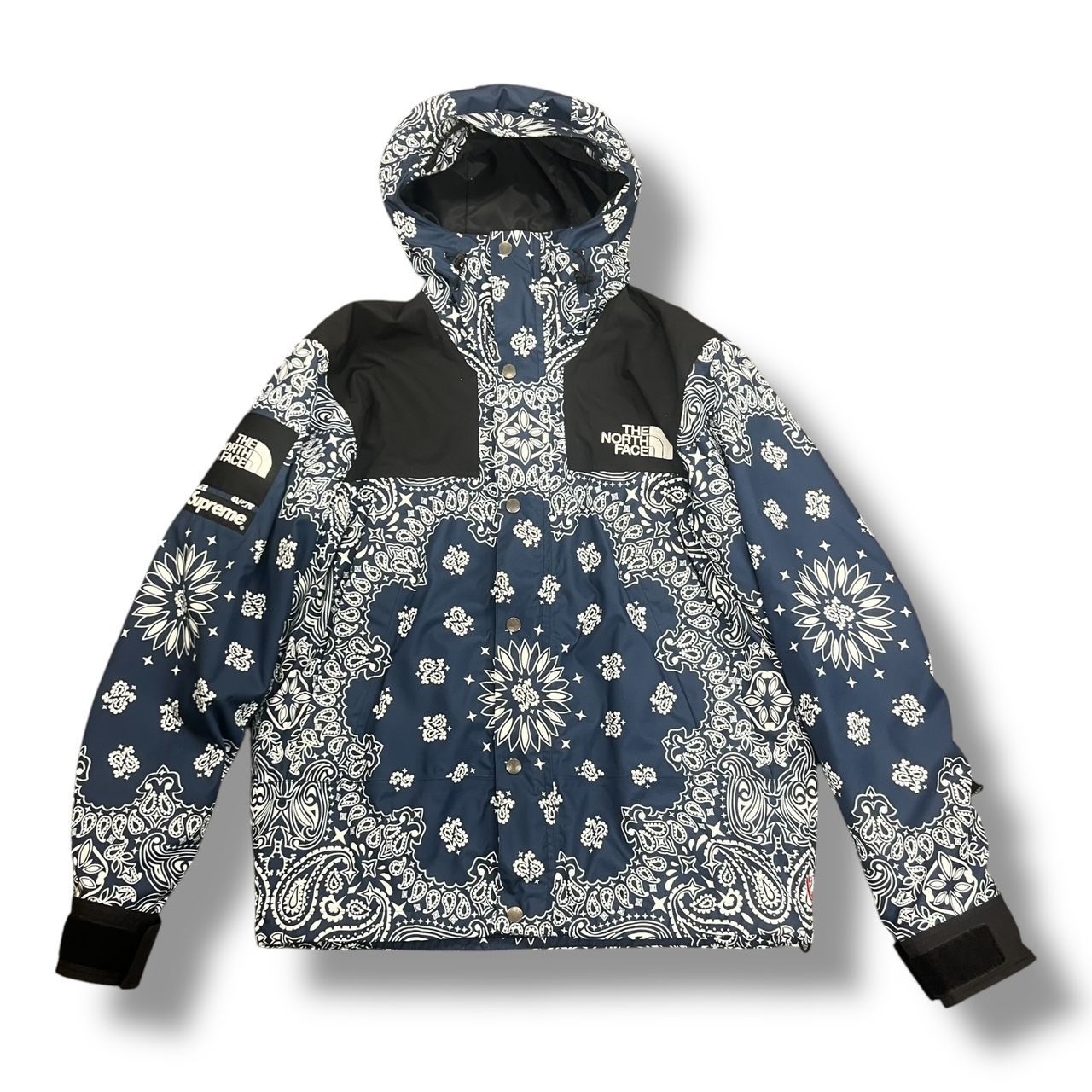 Supreme・シュプリーム × THE NORTH FACE・ザノースフェイス 14AW Bandana Mountain Parka Jacket 状態A バンダナ マウンテンパーカー ペイズリー ジャケット NP51400I サイズM ネイビー メンズ (86924A)【中古】|買取MOTTO 店
