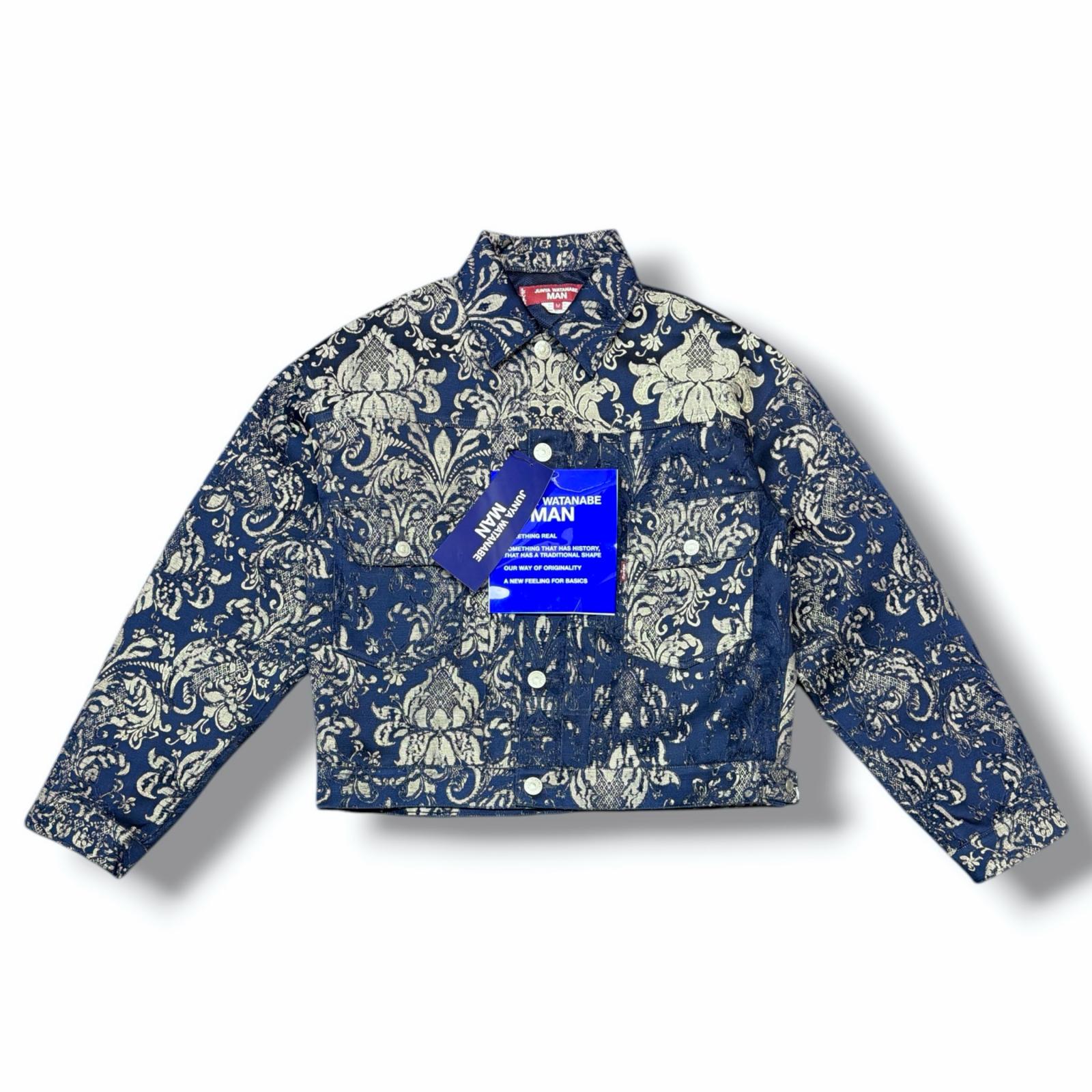未使用 JUNYA WATANABE・ジュンヤワタナベ &times; Levi's・リーバイス 26SS エステルレーヨンダマスクWネームジャケット 状態SS コラボ 総柄Gジャン WQ-J202 サイズM インディゴ系 メンズ （14208M）【中古】｜買取MOTTO　店