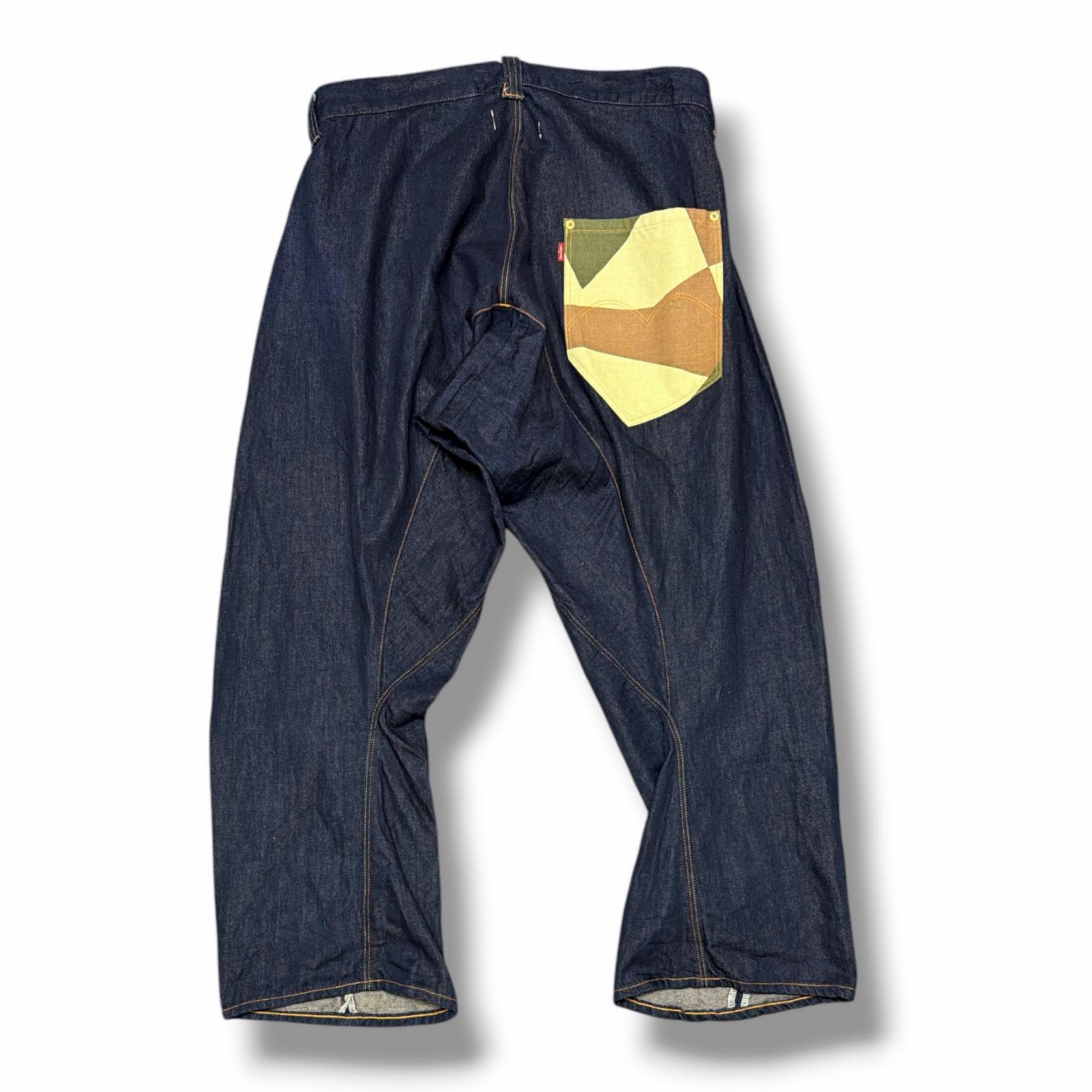 JUNYA WATANABE・ジュンヤワタナベ × Levi's・リーバイス 綿リネンデニム?綿リップストッププリント迷彩C柄 状態A デニムパンツ ジーンズ C-P922 サイズM インディゴ メンズ (15695M)【中古】|買取MOTTO 店