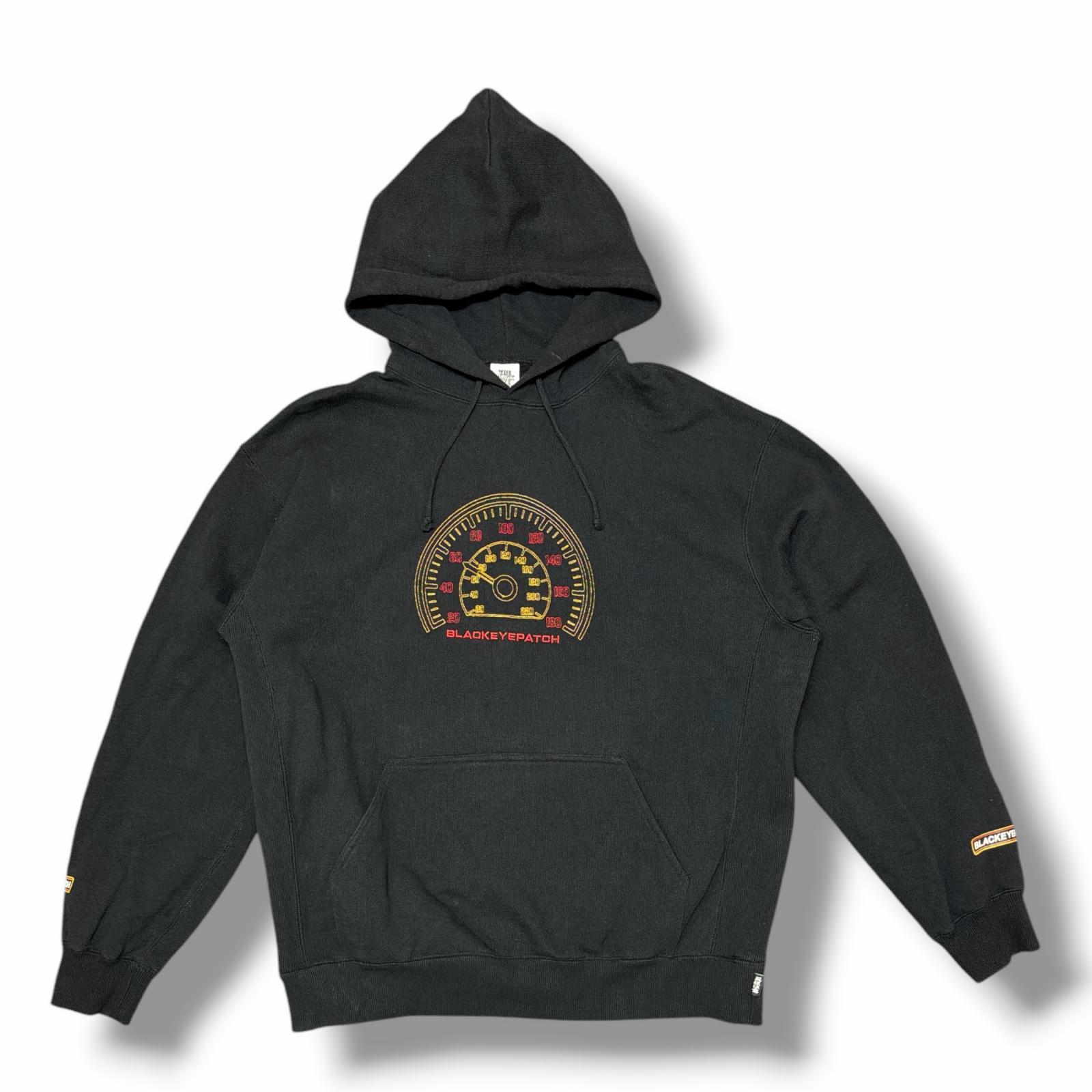 BlackEyePatch・ブラックアイパッチ 24SS MOTORSPORT HOODIE 物質の状態A モータースポーツフーディー スウェットパーカー BEPSS24CS22 大きさL 黒いこと メンズ （15660M）【中古】