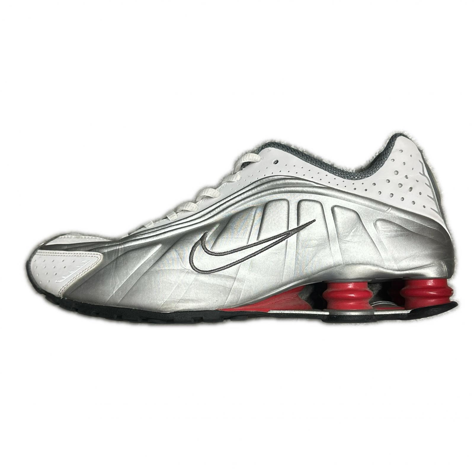 NIKE・ナイキ Shox R4 OG ""Metallic Silver "" 状態A ショックス メタリック シルバー BV1111-100 28.5cm シルバー メンズ （15841M）【中古】｜買取MOTTO　店