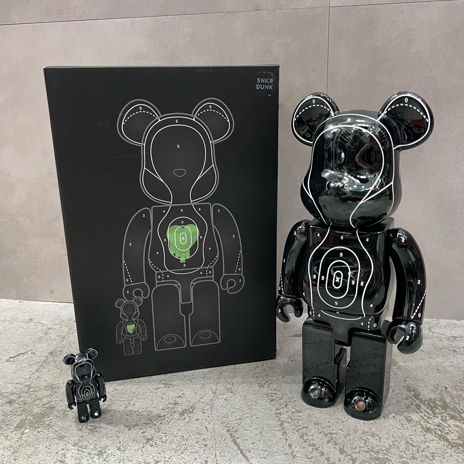 MEDICOM TOY・メディコムトイ  × NEIGHBORHOOD・ネイバーフッド BE@RBRICK 400％  100％ 物質の状態A EMOTIONALLY UNAVAILABLE ベアブリック 大いさF 黒いこと メンズ （9414M）【中古】