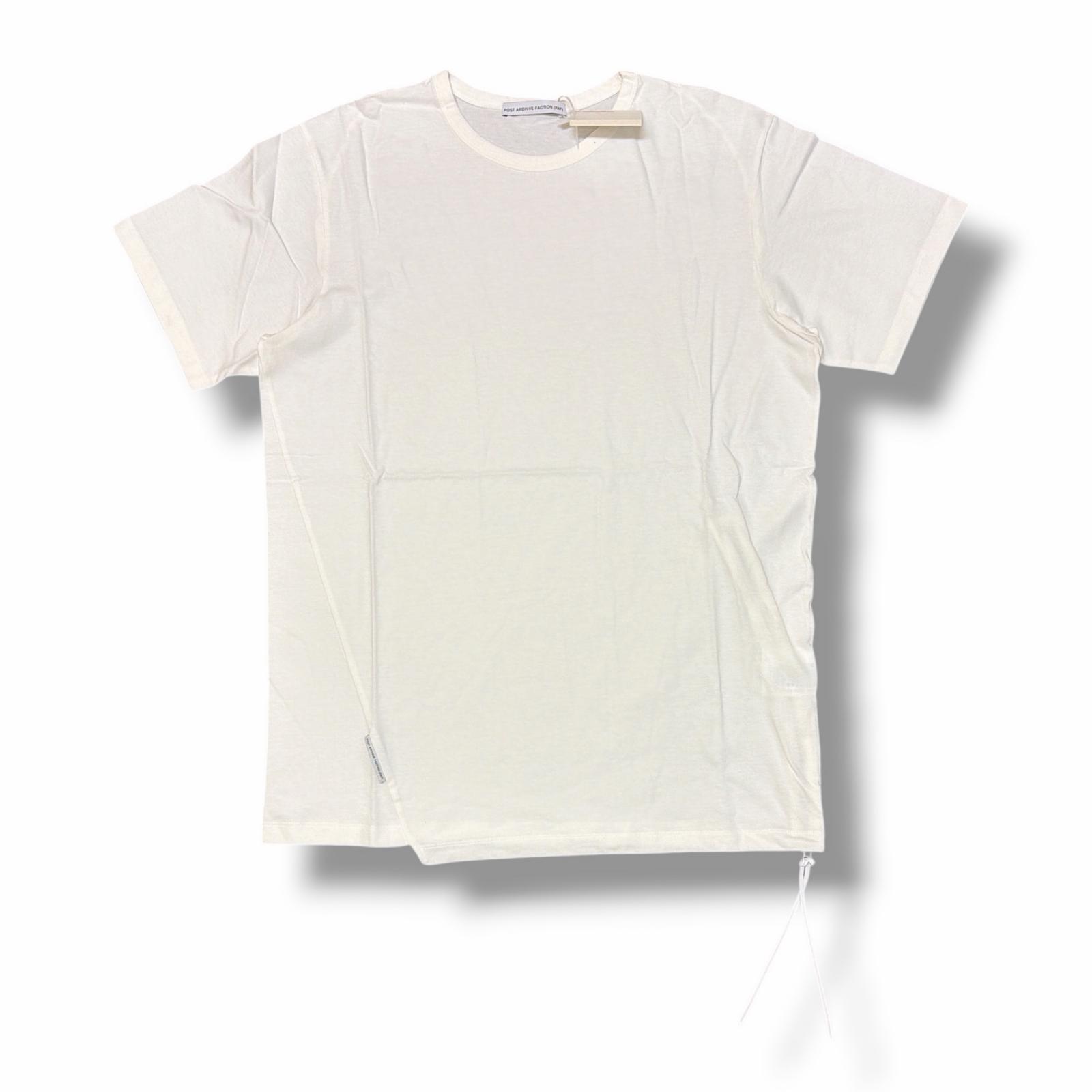 未当て嵌める Post Archive Faction・ポストアーカイブファクション 8.0 TEE CENTER 物質の状態SS ティーシャツ カットソー PAF 8.0 TTC-W 大きさM 白いこと メンズ （7193M）【中古】