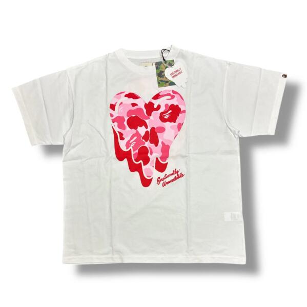 A BATHING APE × EU・アベイシングエイプ×エモーショナリーアンアベイラブル 25SS CAMO SS TEE 物質の状態SS 合鴨 半袖ティーシャツ カットソー BAPE EU 共同研究 EU-HR8-0000-C28 白いこと 大きさXL（96214A）D