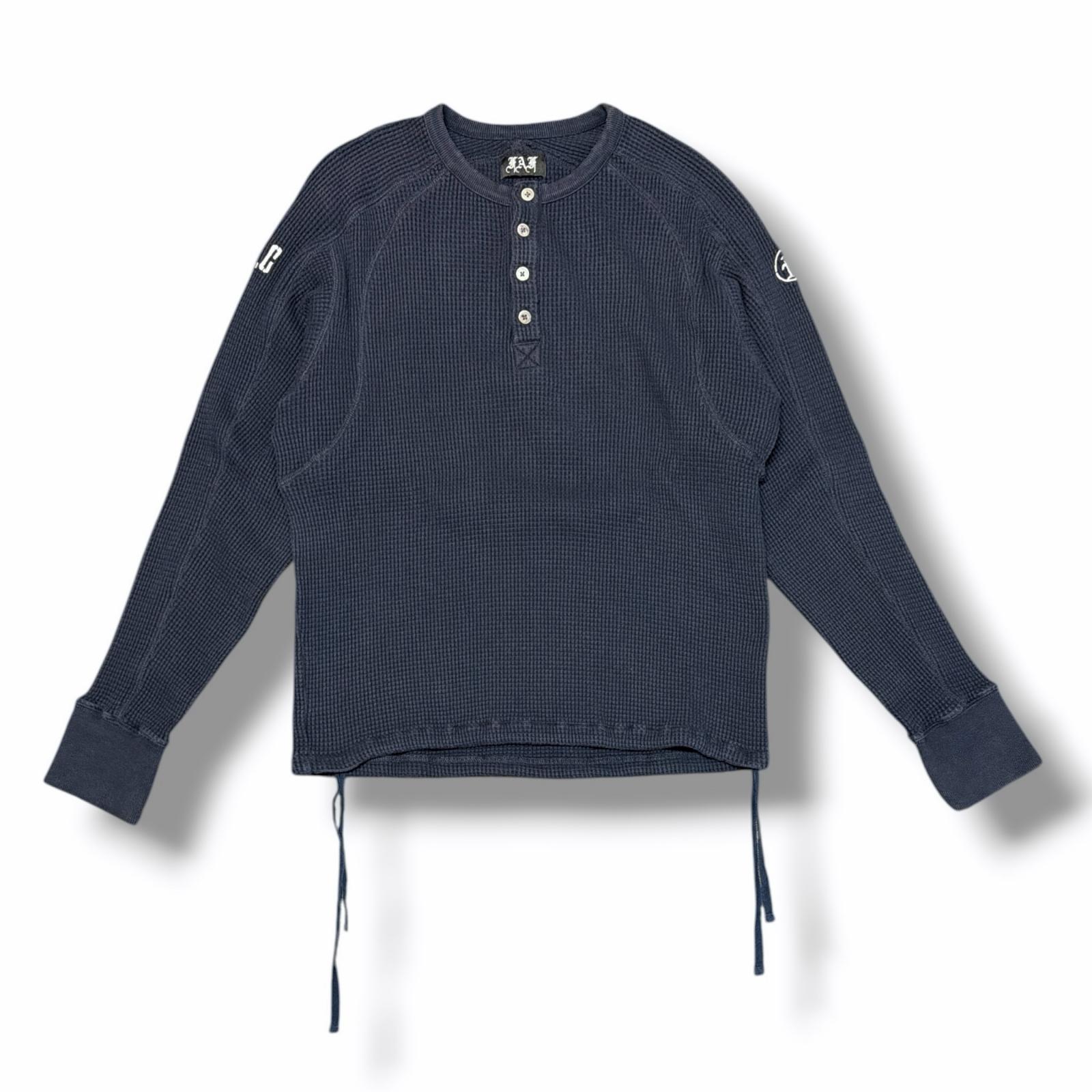 FAF(Fake 三酸化ヒ素 Flowers)・エフエーエフ(フェイクアスフラワーズ) THERMAL HENLEY SHIRTS 物質の状態A サーマルヘンリーシャツ  002341203 大きさM 米国海軍 メンズ （18339M）【中古】