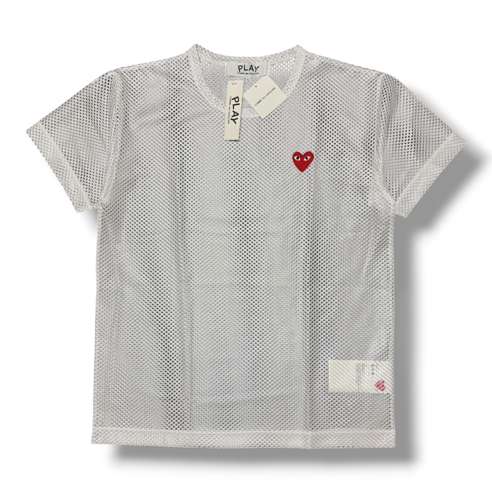 未当てはめる PLAY COMME des GARCONS・プレイコムデギャルソン RED EMBLEM MESH TEE 物質の状態SS 旗幟メッシュティーシャツ カットソー AX-T351-051 大いさL 白いこと メンズ （16474M）【中古】
