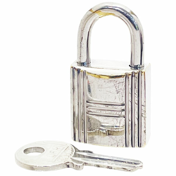 エルメス パドロック カデナ キー1本 メタル シルバー HERMES No.068 南京錠 鍵 カギ キーホルダー チャーム アクセサリー ブランド小物 【中古】