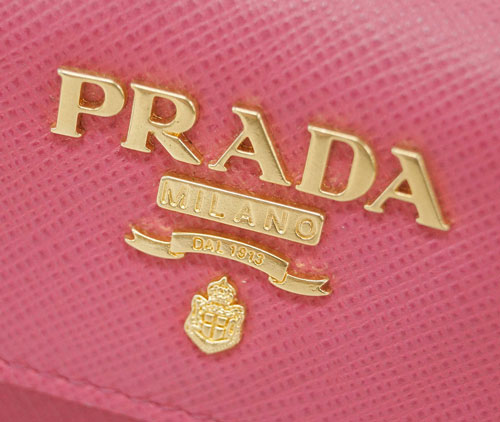 ３０日はｐ５倍 Prada Prada チェーンウォレット ポシェット 財布 1zh048 スマホケース サッフィアーノ ポシェット Peonia プラダ 最大1 500円引cp 長財布 Peonia ペオニア カーフピンク アウトレット あす楽対応 要エントリ R2 10 30 31 18時迄 買付道