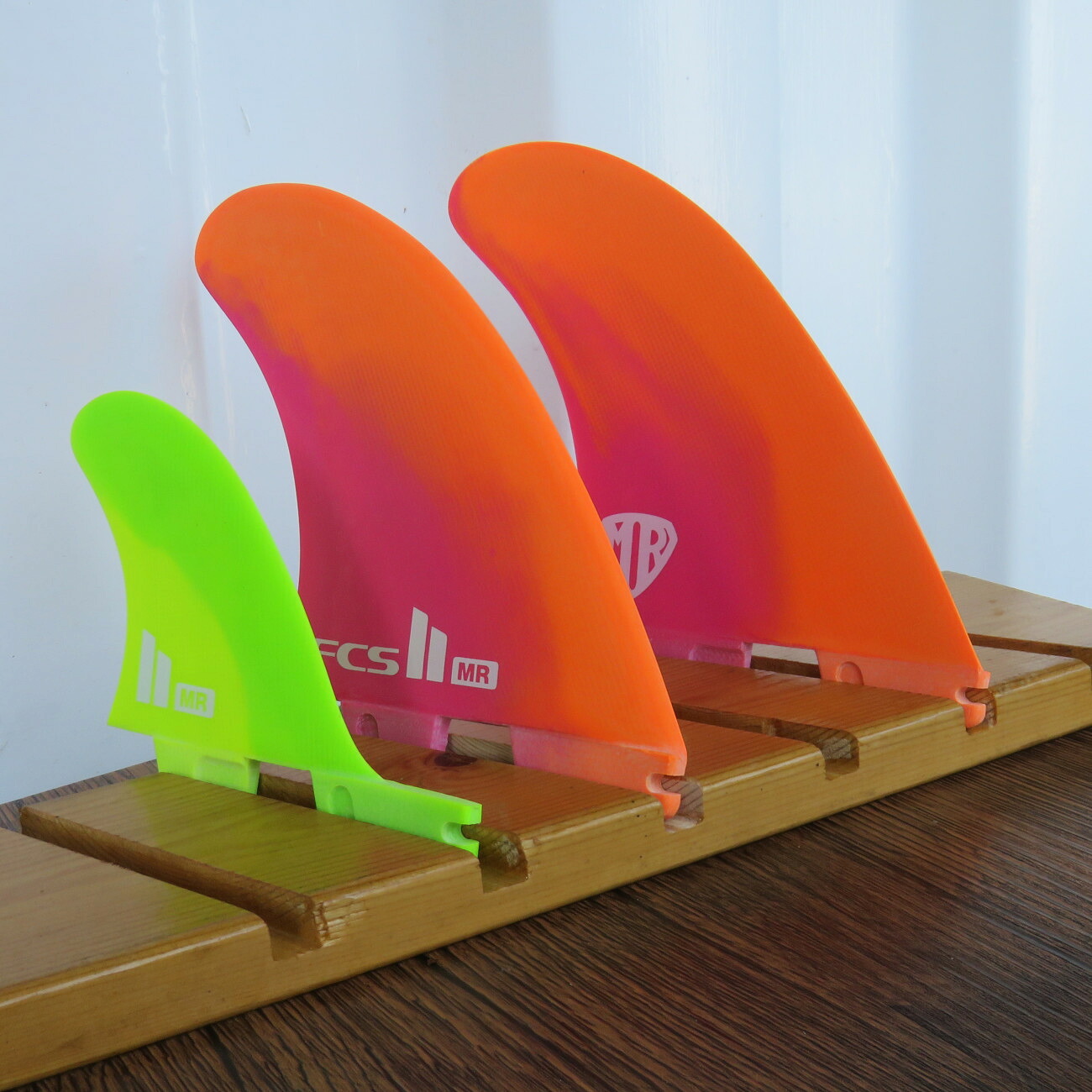 【価格最前線】【ﾎﾟｲﾝﾄ20倍】【送料無料】sh FCSII MARK RICHARDS TWIN + STABILISER PC FINS FMRX-PC04-XL-TS-R Neon Swirl Ltd サーフィン サーフボード SUP サップ スラスター フィン スケッグ スケグ ツイン スタビ マークリチャード｜ACTIVESPORTS SUNBEACH BEACHHOUSE