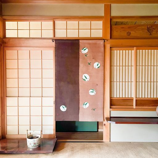 貸し（のれん）本麻［丈150糎］柿渋染め【雪うさぎに南天（なんてん）】 日本製 手染め