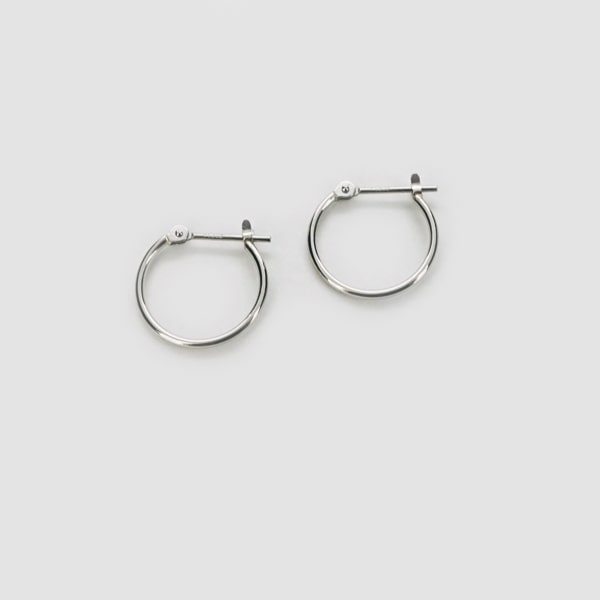 【限定1点】 Pt900 プラチナ フープピアス 日本製 【KSPI25302】ピアス フープ プラチナ pt レディース ジュエリー ギフト プレゼント｜ジュエリー柿屋