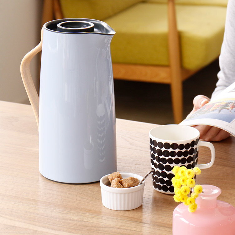 オンライン 通販 Emma エマ コーヒーポット バキュームジャグ コーヒー Coffee 1 2l ステルトン Stelton 約 1リットル ジャグ ポット 魔法瓶 保温 卓上 ポットスタンド Emma エマ コーヒーポット バキュームジャグ コーヒー Coffee 1 2l ステルトン Stelton 約 1リットル