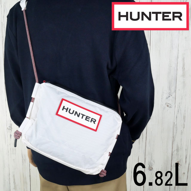 ハンター ショルダーバッグ レディース トラベル リップストップ リサイクルナイロンサコッシュ メンズ 斜め掛け BAG 肩掛け 軽量 かばん ポシェット ロゴ 鞄 アウトドア カジュアル バック UBC1515NRS ホワイト/レッドボックスロゴ 送料無料 最強翌日配送 evid