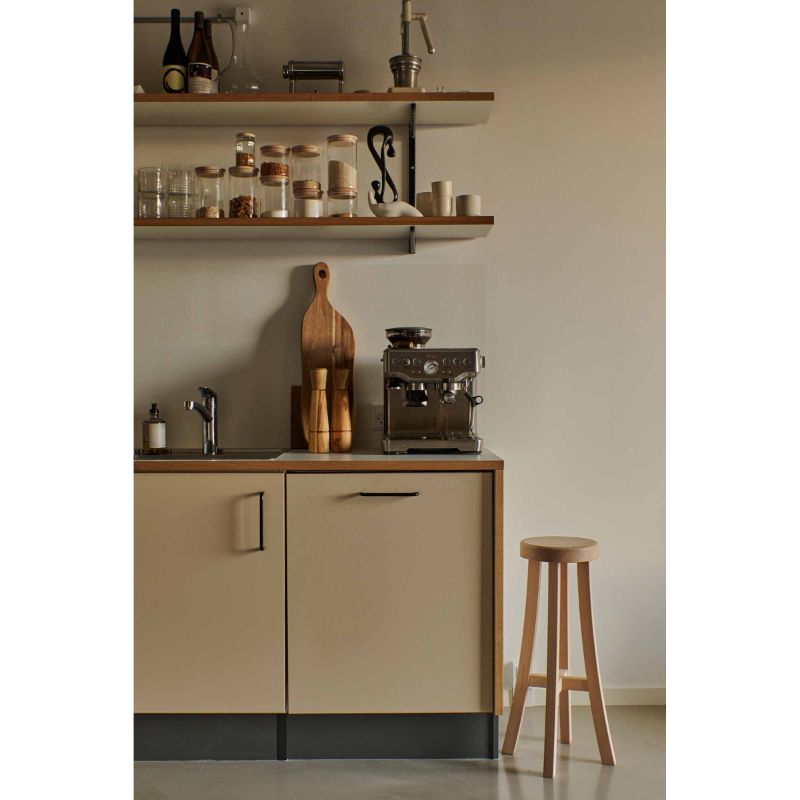GREENHOLT Naya Stool L ナヤスツール Large スツール 椅子 デザイナーズチェア 日本人デザイナー ナチュラル 無塗装 ビーチ材 おしゃれ 納屋 リビング キッチン 寝室 和室 洋室|自然と家具とワインを。亀田屋