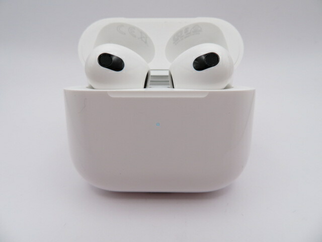 楽天市場】【中古】Apple AirPods with Charging Case 第3世代
