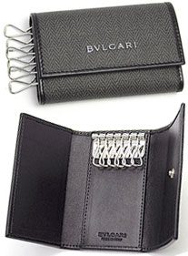BVLGARI ブル小峡谷\u003cBR\u003e ６連足がかり容れもの 土日\u003cBR\u003eコーティッドヘリテージキャンバス\u003cBR\u003e靉靆たる薄墨色×黒いこと\u003cBR\u003e 金属元素ロゴタイプ  キーホルダー \u003cBR\u003eWEEKEND KEYCASE