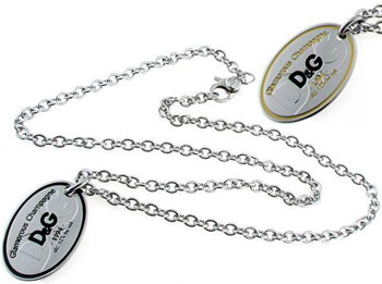 D\u0026G Jewelry<br>ドルチェ＆ガッバーナ ジュエリー<br>ペンダントネックレス オーバルプレート<br>アクセサリー プレゼントとして<br>DOLCE＆GABBANA ドルガバ<br>ブラックライン DJ1090<br>ゴールデンイエローライン DJ1095<br>Jewels Ok Corral<br>PENDANT NECKLACE