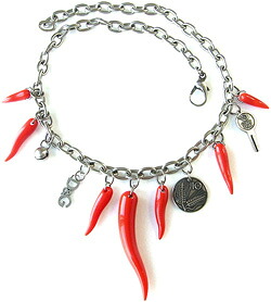 D&G ネックレス ジュエリー チェーンネックレス キーチャーム＆レッドコルノ＆コイン＆鈴＆ロゴチャーム ペンダント DOLCE&GABBANA Jewelry NecklaceDJ0269 ドルチェ＆ガッバーナ ドルガバ メンズ レディース 男女兼用 唐辛子 トウガラシ