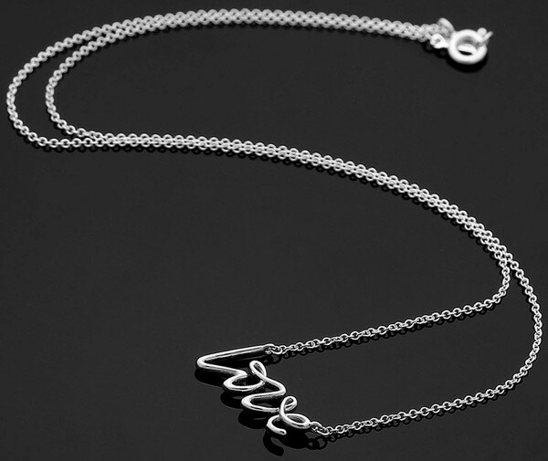 人気が高い Tiffany Co ティファニーラブラインロゴチェーンネックレス愛をそのまま表現告白 決める記念日にラヴシルバーチェーンスターリング シルバーアクセサリーグラフティラブlove Line Charm Necklacepaloma Picasso お歳暮 Www Olicitante Com Br