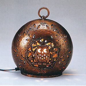 \u003cBR\u003e【貨物輸送無料】o248-01陵丘銅器 語らい続きもの 提燈(梟)梟  【smtb-TK】【貨物輸送無料-0726】02P26jul10