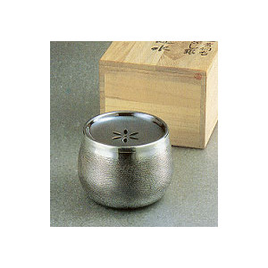 o130-02茶道具　茶器　建水　さざ波　いぶし銀　桐箱入