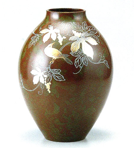 花立て 新坪形 花鳥 10号ｔ94-01 山本秀峰昨 銅製花立て ( 木札名入れ有料 花立て 御花軍事基地 花器 仏間 おすすめ 陵丘銅器 周年 打ち立てる 上場 竣工 開店 事務室移し替える 開業 差し上げ物 祝賀会 しっぺい返し 畏まり 令和 外国で 日本 引き合い先 法人 日本製 おすすめ 仏壇 仏具 御盆 )