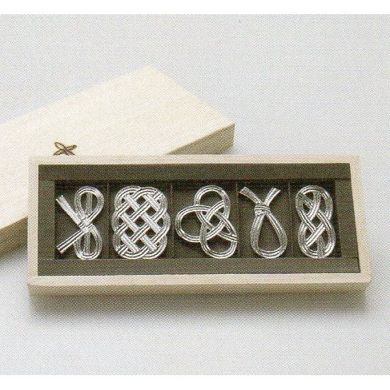 能作[箸置]純錫製[結び]桐箱入 錫/錫製/鋳物/国産/日本製/工芸品/贈り物/引き出物/結婚祝い/お祝い/ギフト/プレゼント【楽ギフ_包装】【楽ギフ_のし宛書】