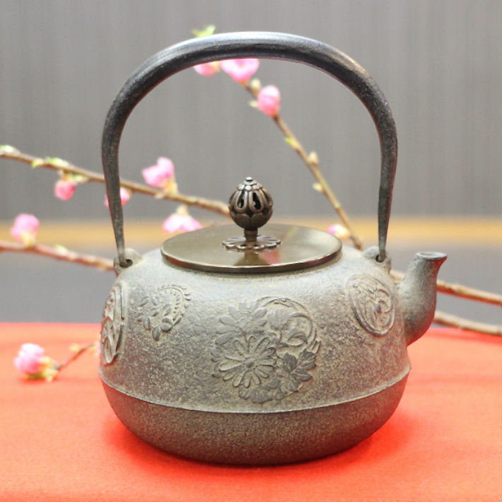 楽天市場】日本製 鉄瓶 工芸品 高岡鉄瓶 NO8 龍文堂写 岩蟹 茶道具