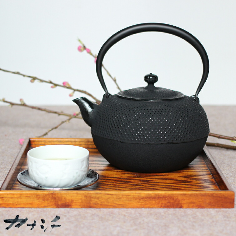 【送料無料】南部鉄器　南部鉄瓶　鉄瓶　丸アラレ（黒）　2.0L　国産　IRON　茶道　工芸品　お土産　IH対応　アラレ模様　KETTLE　お抹茶　日本茶　日本製　お茶