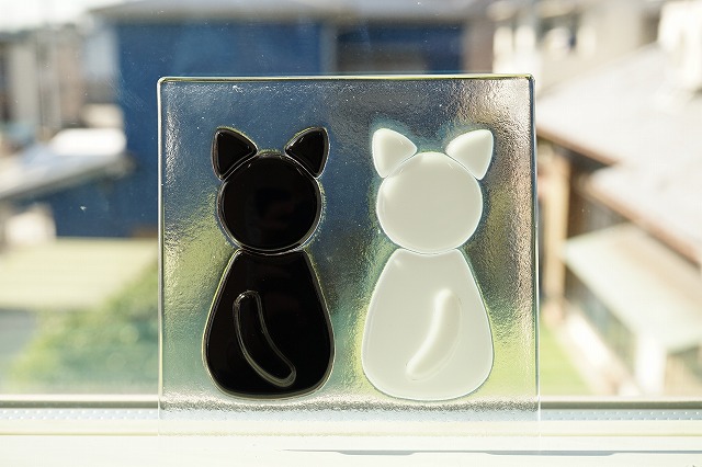 【通販最安】ウォール　ステンドグラス　スクウェアプレート　黒いネコさん　36.5×36.5 送料無料 置物、オブジェ