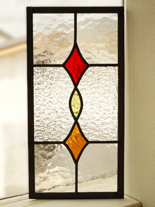 楽天市場】ステンドグラス パネル 住宅用 ダイヤ 水色 縦長方形 25cm