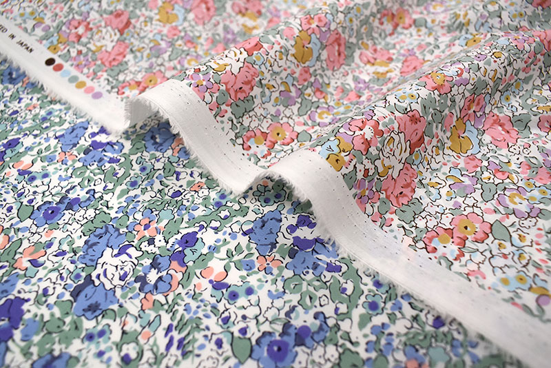 楽天市場 Liberty リバティ リバティプリント クレア オード 2021エターナルコレクション 綿 コットン ローン タナローン 花柄 生地 メール便発送 3mまで 30cm 数量3 以上でご注文ください カナリヤ楽天市場店