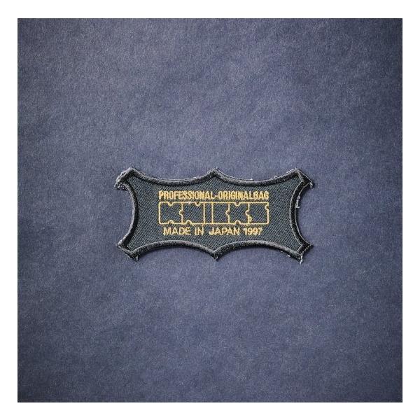 Nike 刺繍ロゴワッペン ゴールド/ブラック 295.jpg