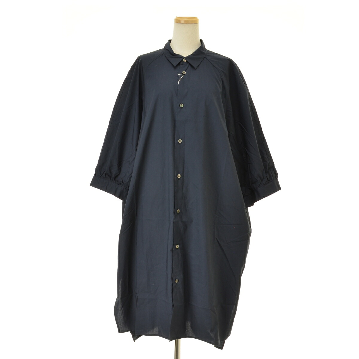 【中古】【期間限定値下げ】UNIVERSAL TISSU / ユニバーサルティシュ 25SS UT250SH011 ナチュラルタイプライターストライプ コクーン ロングシャツ七分袖シャツ【送料無料】【cacgabdb-l】