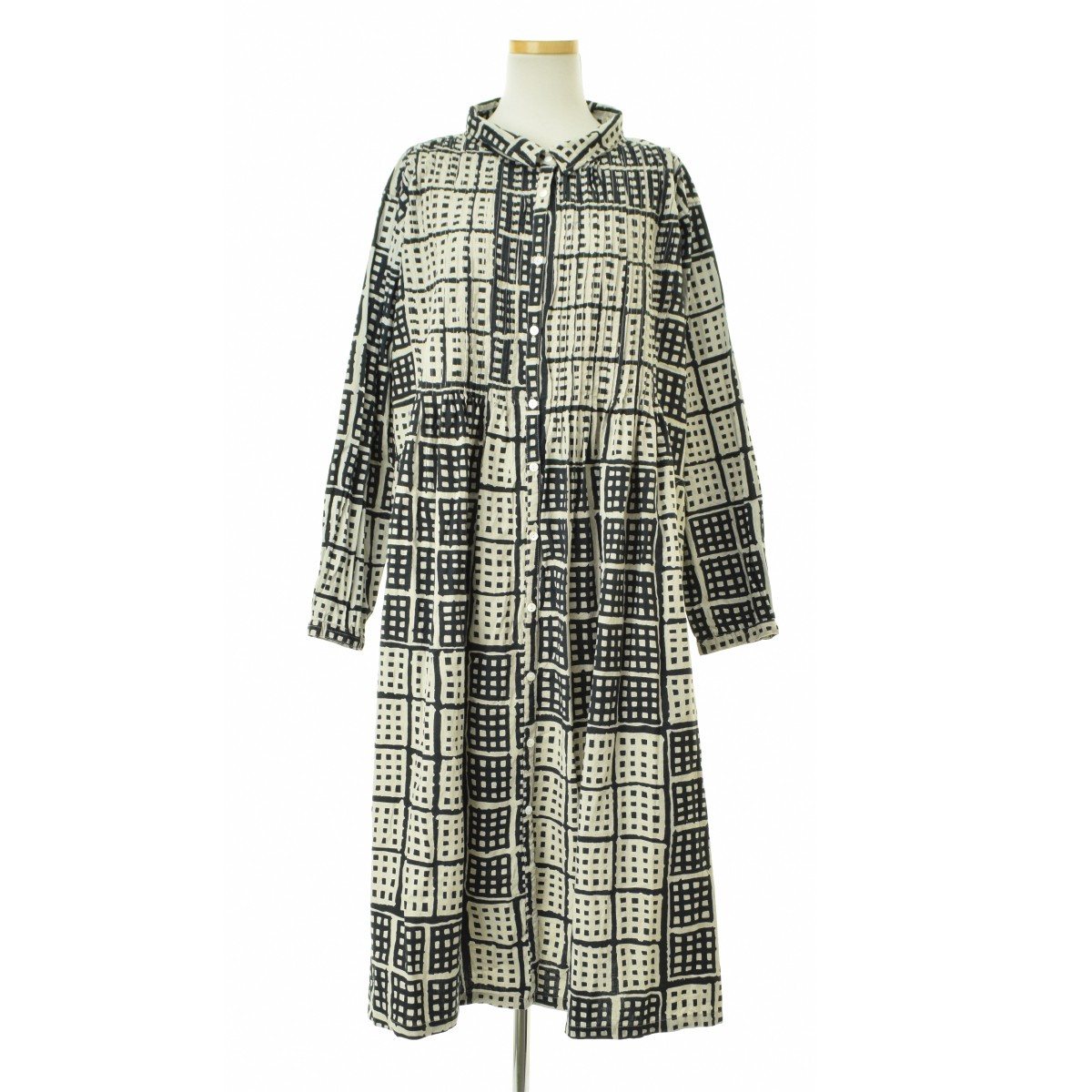 Acka arm slit one-piece 新品 acka arm slit one-piece アームスリットワンピース