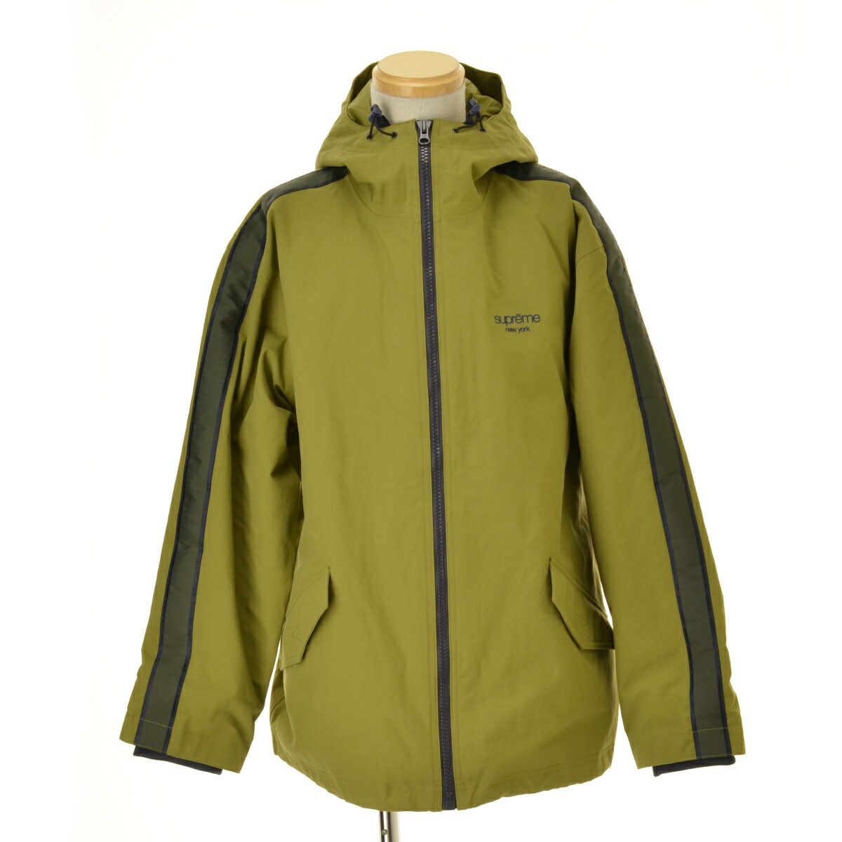 supreme2024ss gore-tex シェルジャケット Supreme GORE-TEX Taped Seam Shell Jacket (SS24) - $398