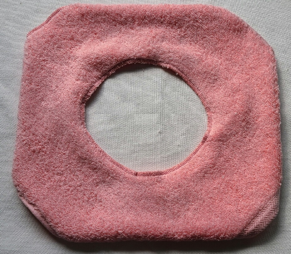 よもぎ蒸し凛✨椅子　マット＆未使用タオルカバー付き namu よもぎ蒸し凛✨椅子 マット＆未使用タオルカバー付き よもぎ蒸し