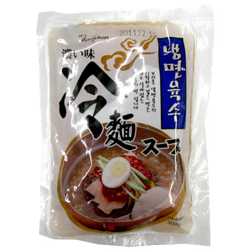 ★送料無料★【ボリチョン】濃い味　冷麺スープ　300g×30個(1BOX)　★2BOX＝1梱包　☆韓国冷麺 韓国麺 冷麺セット 冷麺スープ 濃い味スープ 業務用冷麺 冷やし冷麺 ビビン麺 れいめん 宋家冷麺 宮殿冷麺 麺 細い麺 業務用麺 業務用スープ