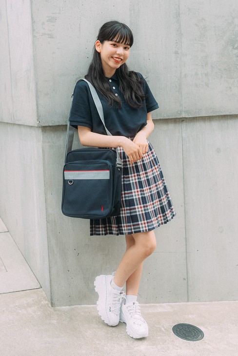 楽天市場 イーストボーイ ショルダーバッグ スクール バッグ サブバッグ ネイビー レッド ピンク サックス スクールバッグ ショルダー ナイロン スクバ 女子高生 高校生 女子 レディース 通学 学生 紺 Eastboy A 制服専門店 カンコーショップ原宿