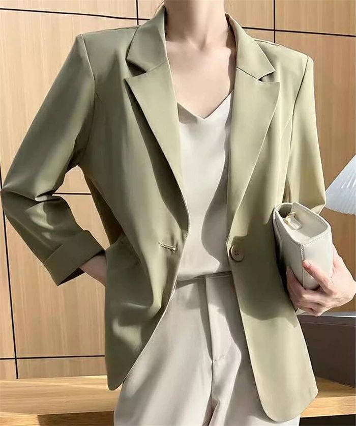 秋服 ベージュ テーラード フォーマル ストレッチ ジャケット シンプル 春服 通勤 カジュアル 冬新作
