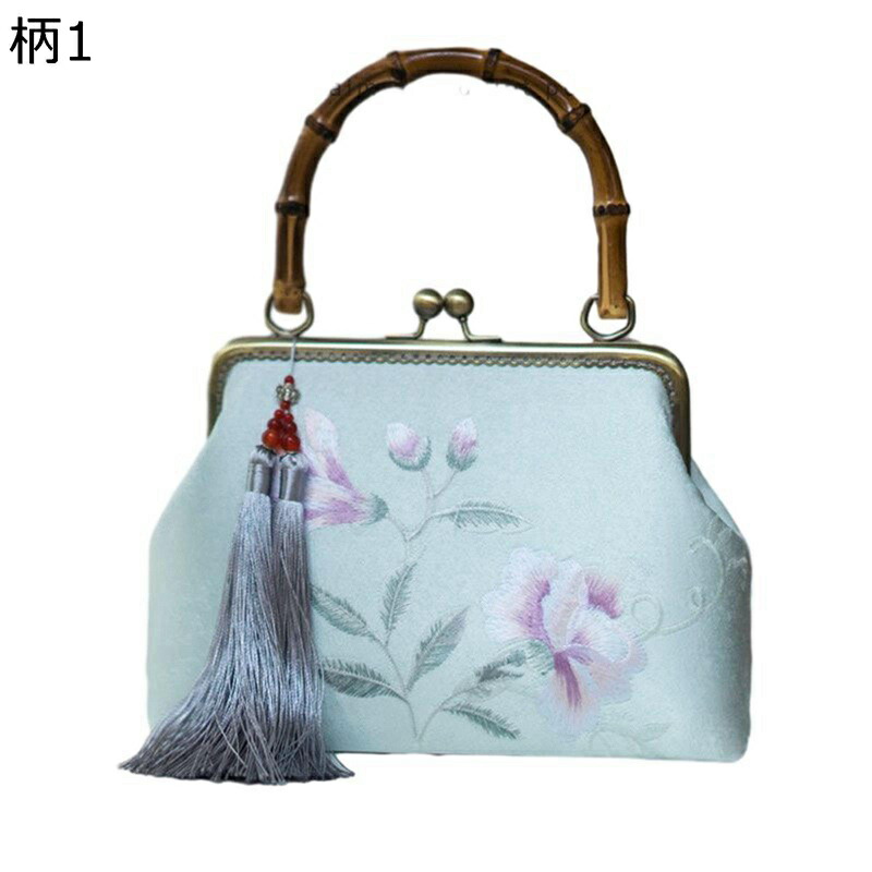 寄りあい御徒面子 クラッチペダル御徒面子 婚礼の儀 花柄刺しゅう 白 青 フリンジ 銭入れ ヴィンテージ 彼者誰時御徒面子 卒 成年者 和風 中華風 成年者式 掻き鳴らす会 集まり ポシェット 長銭入れ 小物納める お上さん 祝する日