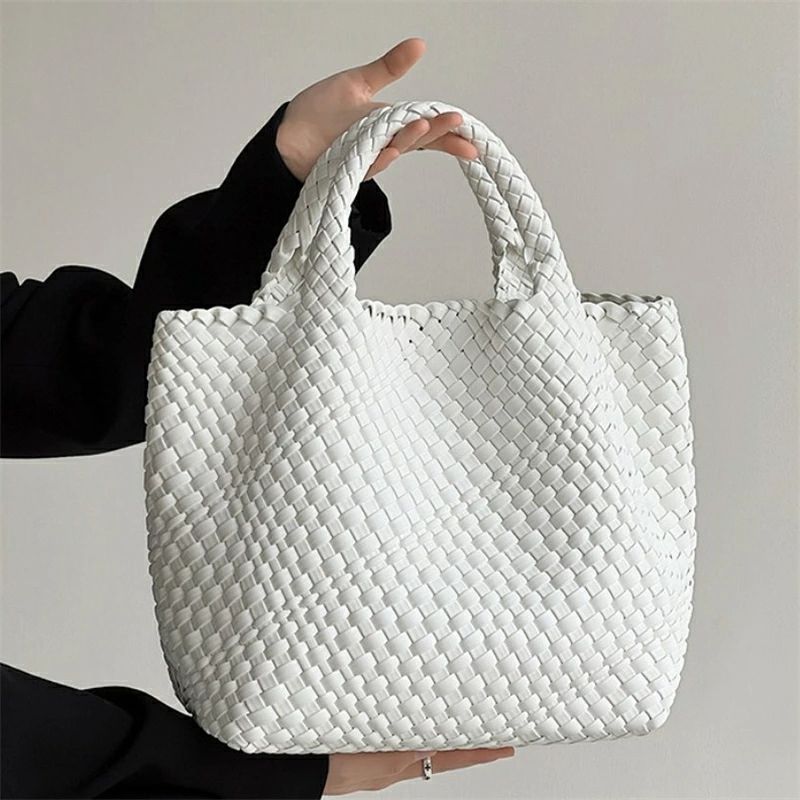 新品タグ付き　アニヤ・ハインドマーチ　成城石井　トートバッグ　大小セット アニヤ・ハインドマーチとのコラボレーションバッグ「ユニバーサル