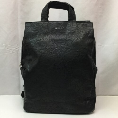 ZUCCa ズッカ リュック EMBOSS バッグ ロゴ エンボス加工 レディース ブラック／バッグ【中古】[☆2]