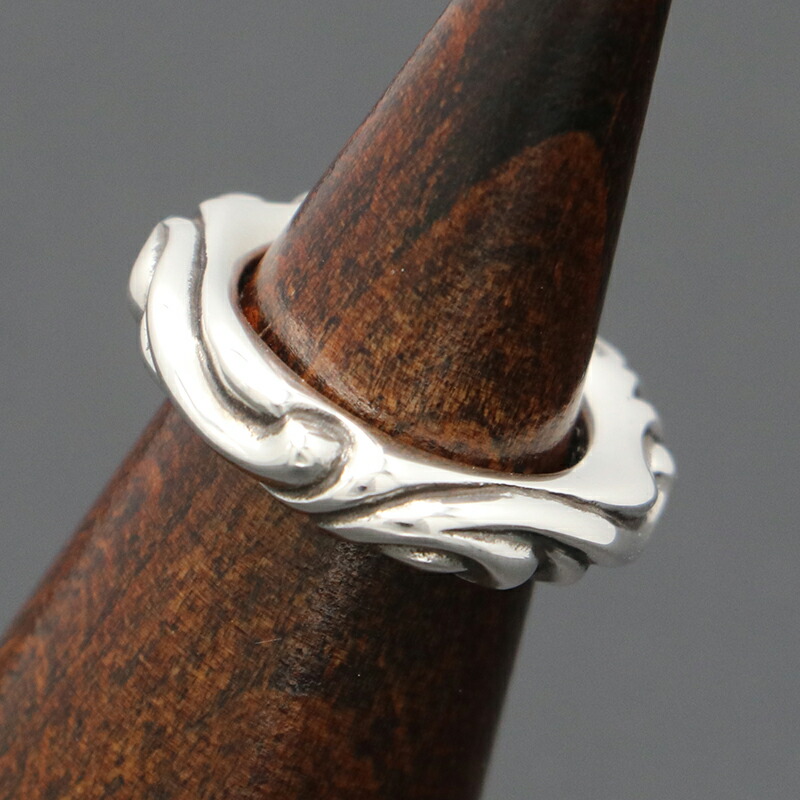 Chrome Hearts SCROLL BAND リング 関税・送料込 関税・送料込 Chrome Hearts SCROLL BAND リング (CHROME HEARTS